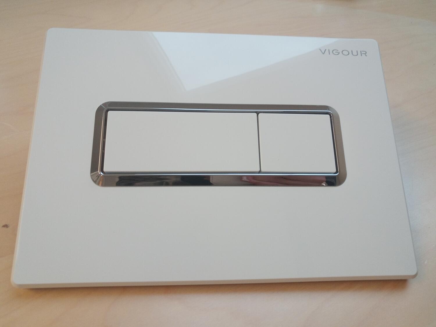 VIGOUR WC-Betätigungsplatte TEES weiß mit Chromrahmen