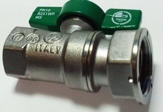 Giacomini R Trinkwasser Kugelhahn mit Flügelgriff DVGW 1/2x3/4